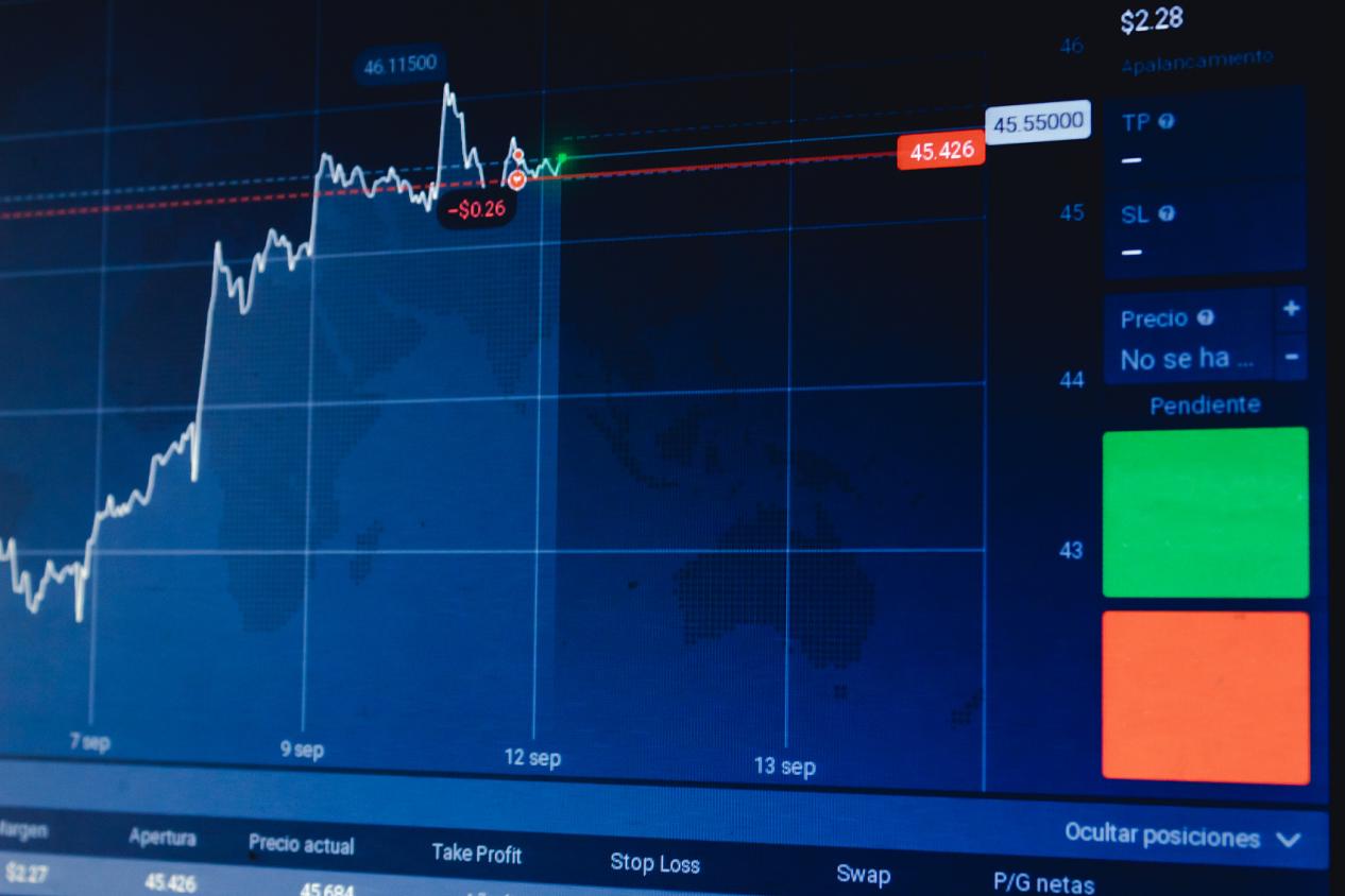 反人性交易指南：借力系统在恐慌中保持理性