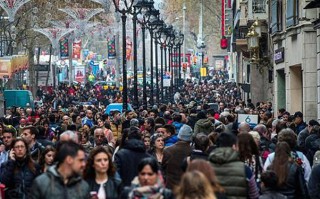 macro markets巨汇：在有利的欧元兑美元汇率情况下 美国游客在欧洲大部分地区获得了更大的折扣