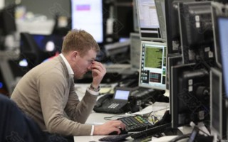 macro markets巨汇：由于英国财政计划刺激投资者撤离 英镑跌至历史低点