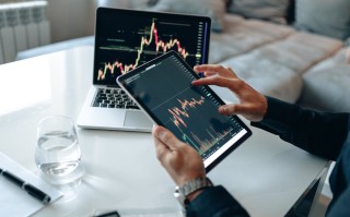 Macro巨汇金融市场分析：2025年全球投资趋势与策略全景解读