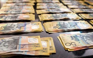macro markets巨汇：在美国CPI公布90分钟后 大量澳元期权押注面临大幅波动风险
