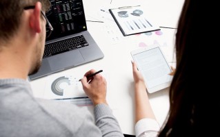 Macro巨汇全球宏观策略：解码2025金融市场波动下的多维投资框架