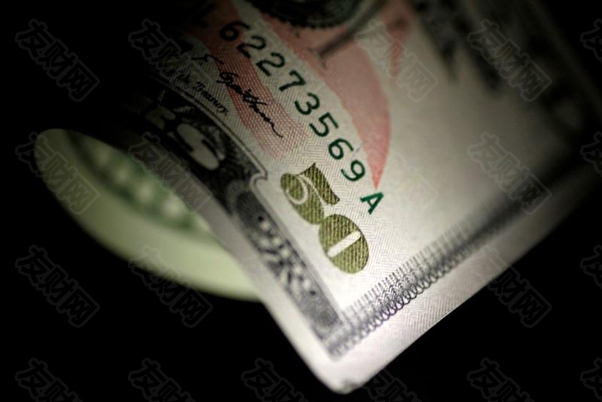 macro markets巨汇：美元先于美国通胀数据公布前下滑 英镑触及15个月高点-第1张图片-Macro Global Markets巨汇