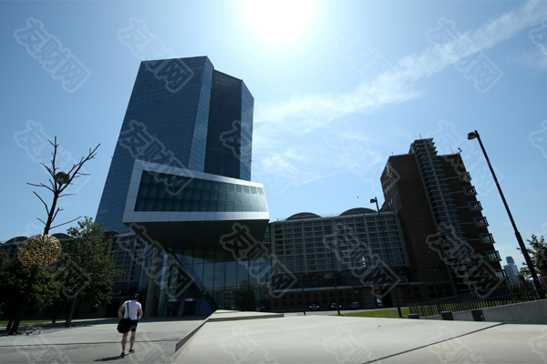 macro markets巨汇：欧洲央行行长打消了2022年的加息预期 欧元成为“一把正在落下的飞刀”-第1张图片-Macro Global Markets巨汇