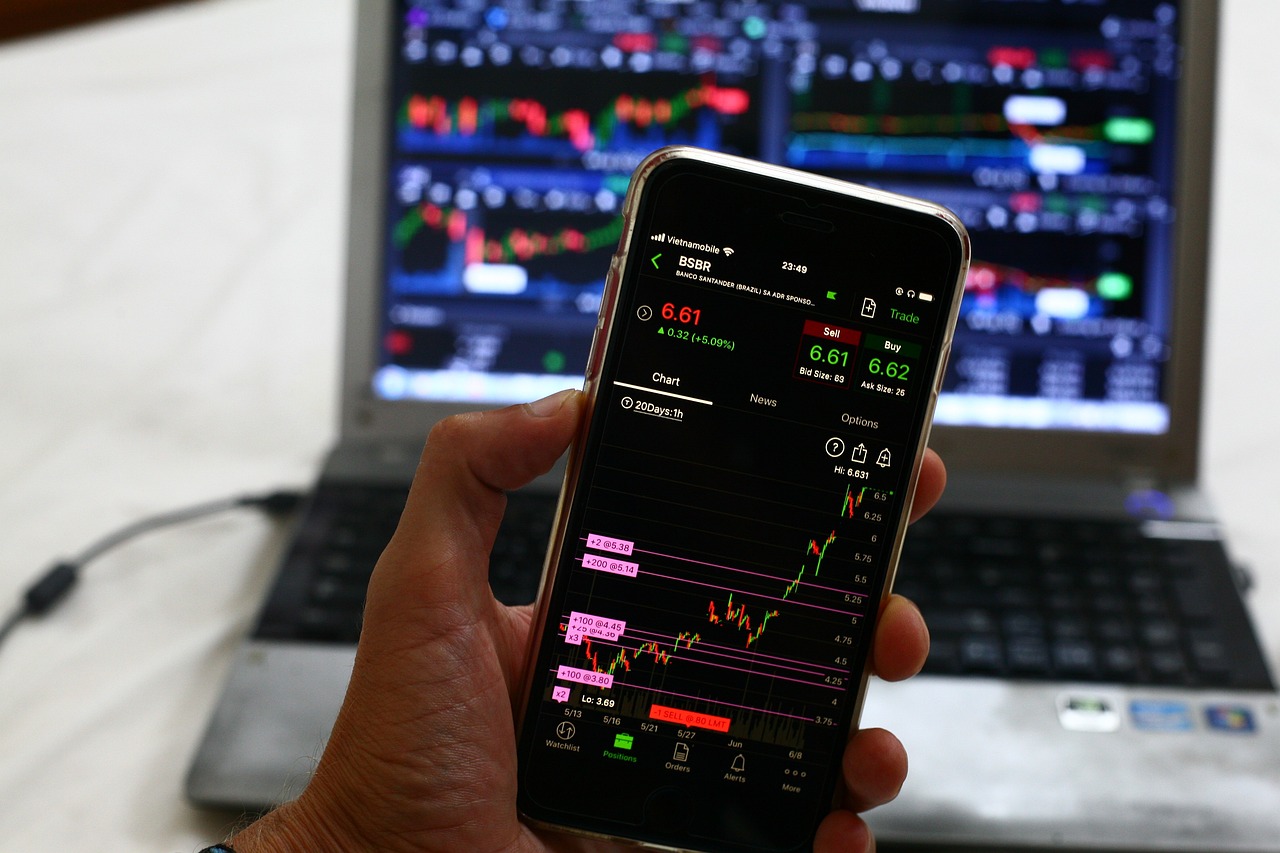 量化交易新范式：Macro Global Markets如何构建智能分析框架？-第2张图片-Macro Global Markets巨汇